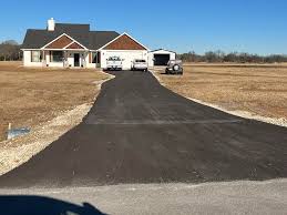 Best Decorative Concrete Driveways  in Puyallup, WA